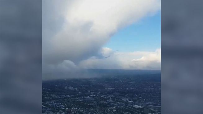 Schneesturm und Sonne: Wetterphänomen über London