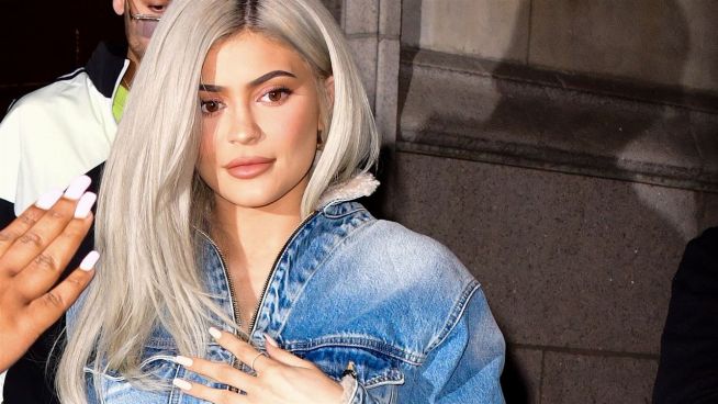 Kylie Jenner wurde vom Insta-Thron gestoßen und kontert perfekt